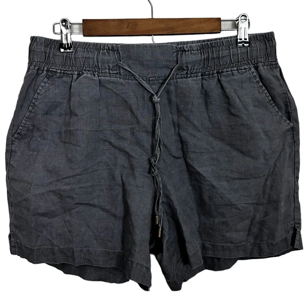 Ellen Tracy • Gray Linen Shorts